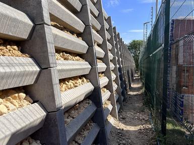 Andacrib concrete crib retaining wall